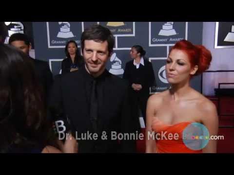 Dr. Luke & Bonnie McKee on the 2011 Grammy Carpet