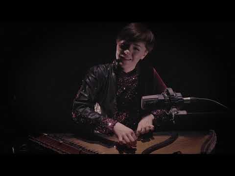 Bjelle - Gods Are My Friends (live)