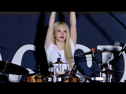 [4K]QWER 쵸단 직캠 "고민중독 T.B.H" CHODAN FANCAM 260521 경성대축제