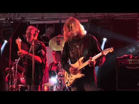 08 Comfortably Numb 20130622233338