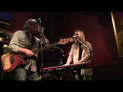 10. L Lindbom & The Husbands - Unchain My Heart and Medley Finish