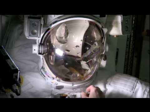Station Crew Recreates Spacesuit Leak