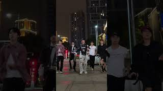 Download lagu 【不齐舞团】久等了，你们想看的smoke 来了！还想看什么舞？#smoke #BadaLee mp3