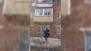 В Туле при поддержке спецподразделения был задержан распространитель наркотиков. Видео