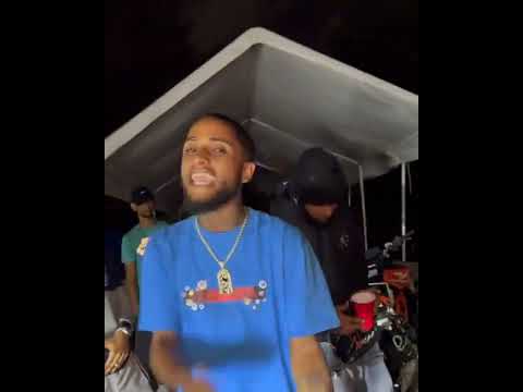 @lilcotto_nhnkr Le tira a @letraa__ y @el.piketuu__ (Tiraera)