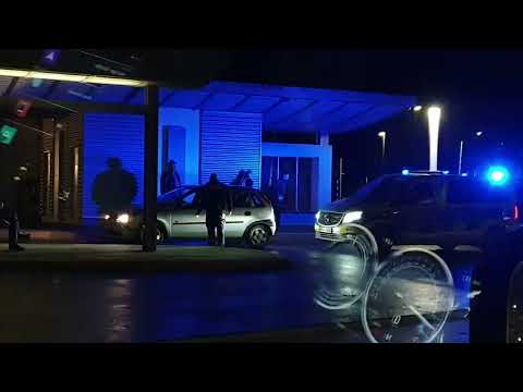 Helikopter Eltern am Wiehler Busbahnhof 🚁🚔