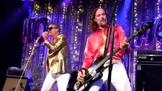 Me First and the Gimme Gimmes &quot;Danny&#39;s Song&quot; Christmas show at Slim&#39;s SF 12/6/18 live