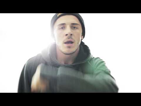 Junior Stress - Przedwczoraj (Official Video)