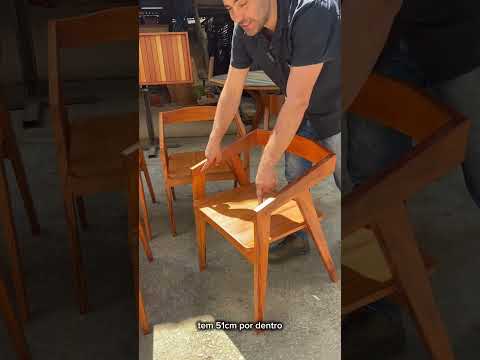 Renê apresentando a Cadeira Elegance!