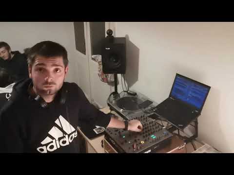 The Living Room Podcast in Rijeka  #1 - Makarun