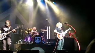 Chickenfoot - Future In The Past @ Paris Olympia