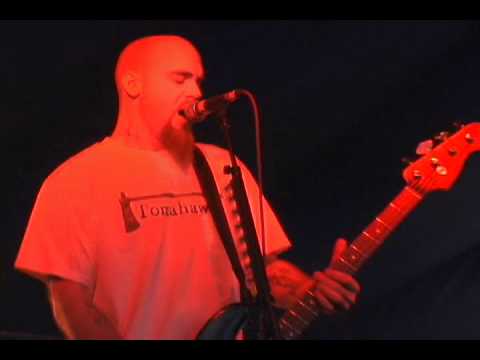 Queens of the Stone Age "Quick and to the Pointless" (live) @ Bigelow Bash 4-5-03