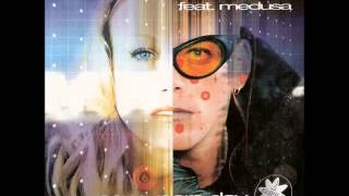 2 Fabiola feat. Medusa  -  New years day