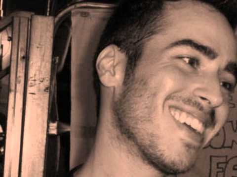 Federico angelucci zoom in to me