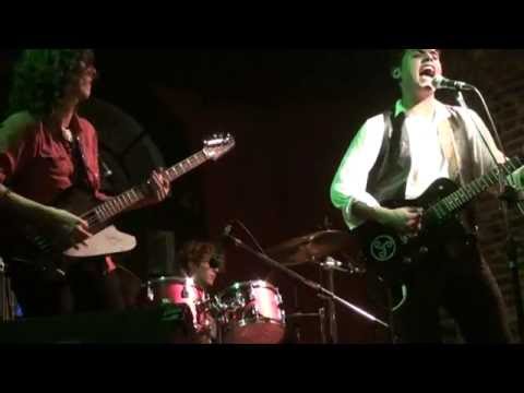 Jul Hojman en Vivo - Despiértate Nena (2011)