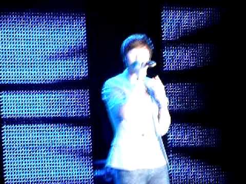 (Fancam) Lee Ji Soo  - Love Can be Hard @ Seoul'd Out Concert (121209)