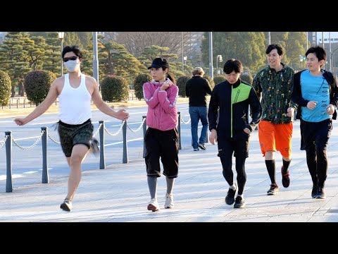 Funny Runner Prank in Japan
