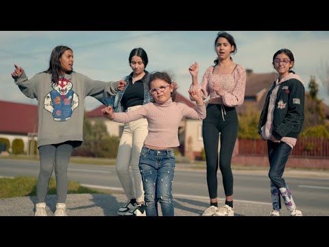 Mini Castkovske cajenky - Tanecne cover video od PodolatarCave