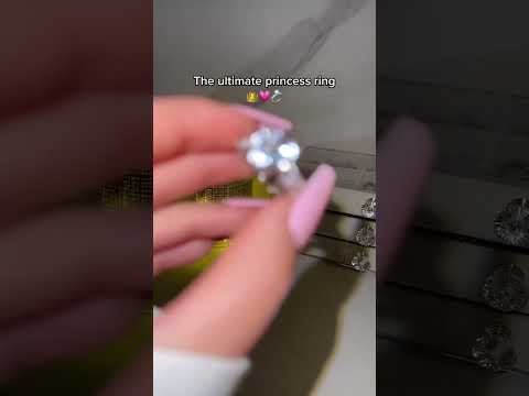 The ultimate princess ring👑💗💍 #jewellery #jewelry #rings #diamond #luxury #trendyjewelry #shorts