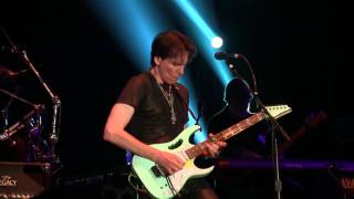 Download lagu G3 - Satriani-Vai-Govan - Little Wing mp3