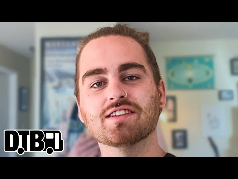 AVOID - CRAZY TOUR STORIES Ep. 772