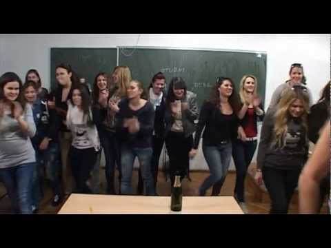 4.E (Skeč) V. gimnazija Vladimir Nazor Split - 2011./2012.