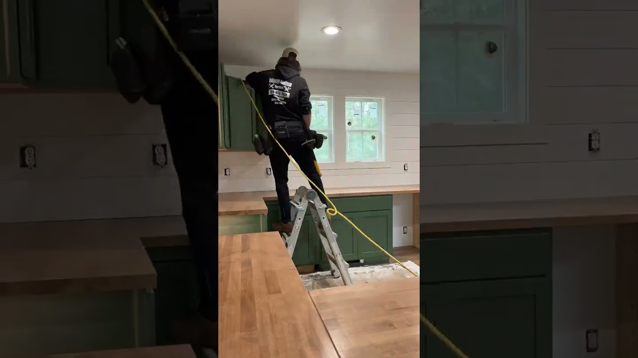 Shiplap 😍 | Best kitchen backsplash 💪 (full install) #construction #builder #shorts #kitchen #diy