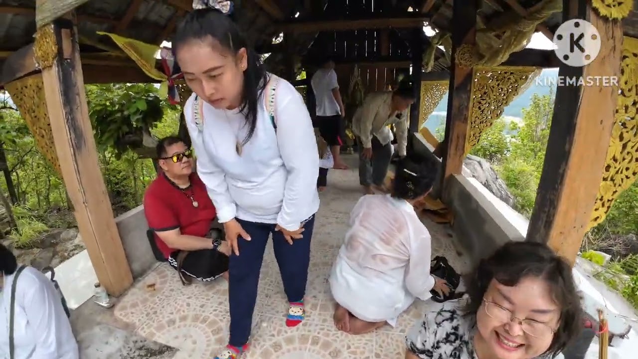 พระธาตุผาไข่อินทร์แขวน