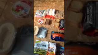 preview picture of video 'Our food pack for our 3 day Barron Canyon trip'