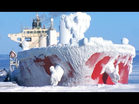 LARGE ICEBREAKER SHIPS ON ICE WAVES IN FROZEN STORM! SCARY WINTER CYCLONE! CRASH GLACIER ICEBERGS