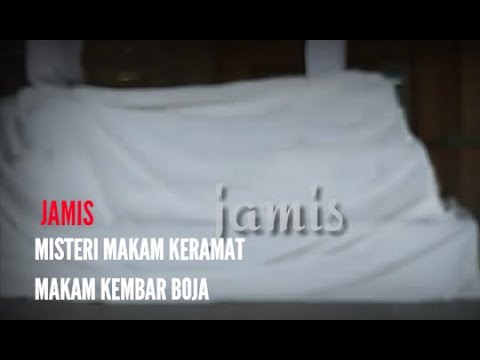 Makam Keramat // Makam Kembar Boja // Hati