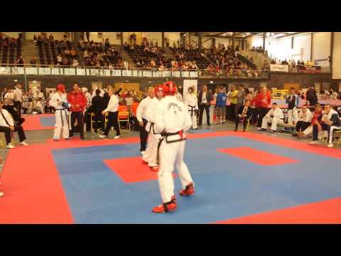 Adam Swain vs Mike Bloks (NLD), round 1/2. Men's -70kg Sparring Holland Cup 2014