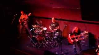 TR3 feat. Tim Reynolds @ Kelly's OBX 1/25/14 - "Running From People"