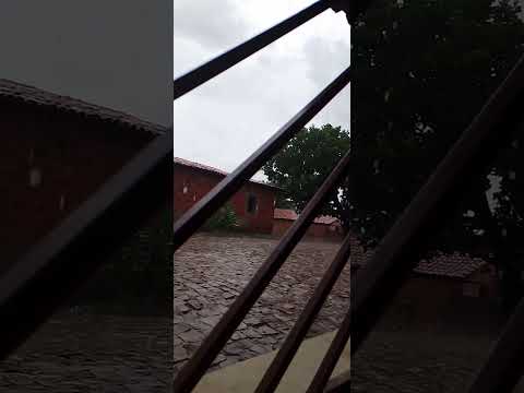 Deus é bom o tempo todo #fe chuva pro Piauí em itaueira Piauí terra querida ❤️❤️🥰🥰🌧️🌧️ chuva a tarde