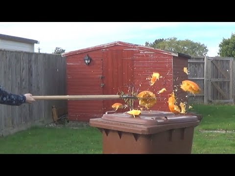 Halberd and Mace VS Pumpkins