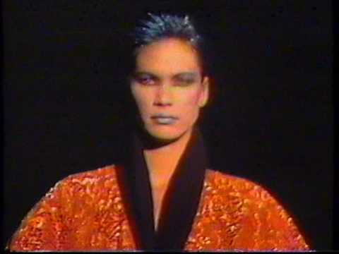 Desfile Francis Montesinos (Metrópolis, 1986)