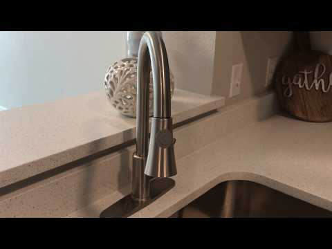 RENOVATED 2BR2BA 1013 SQFT Town Home in Bedford, TX