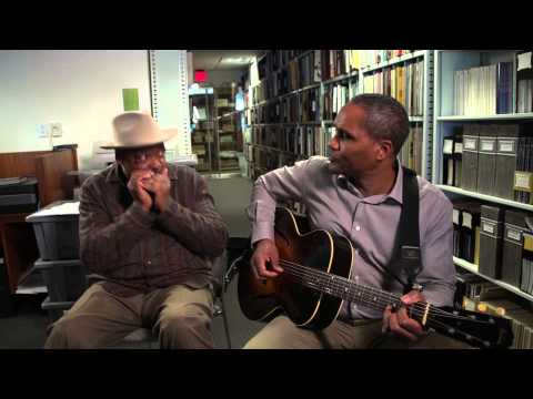 Phil Wiggins and Mark Puryear - "The Midnight Special" [Live at Smithsonian Folkways | June 2015]