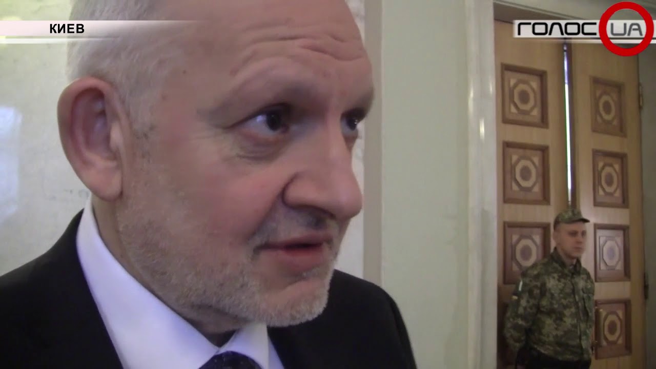 «Часть – на дерибан, часть – на экономику»: Что Украине дает сотрудничество с МВФ?