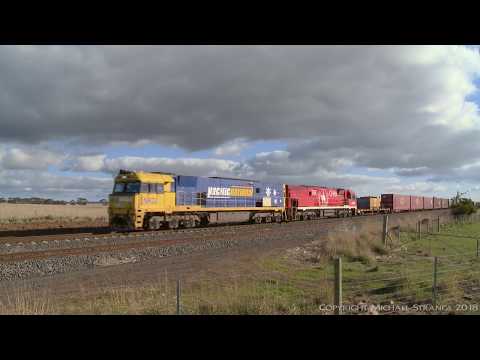 XM4 Pacific National Steel Train with NR109 (Ghan livery) - PoathTV Australian Railways
