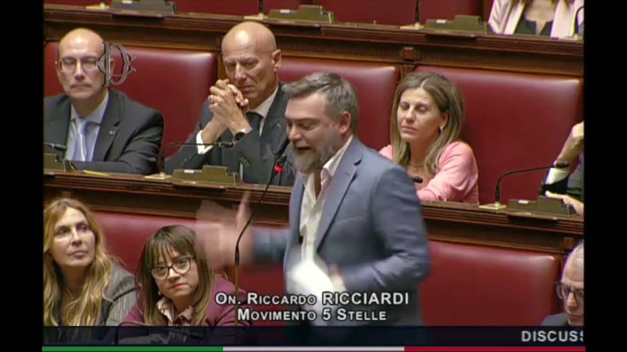 RICCIARDI: “QUERELATE RANUCCI, NON VOLETE GIORNALISTI MA SERVI”