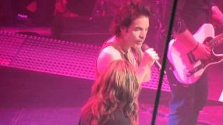 Train and SUPRISE guest Martina McBride!! (A Broken Wing) Nashville, Tennessee