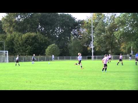 12 Alphense boys D2 - Meerburg D1 fase 2e helft 1 met o.a.  kans Boyd