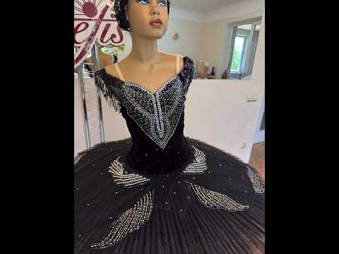 Ballet costume Swan P 0140 - video 2