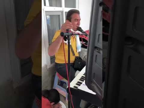 çorabını ördüğüm  Piyanist Şantör Çağlayan YAMAÇ (0 543 361 93 06 )