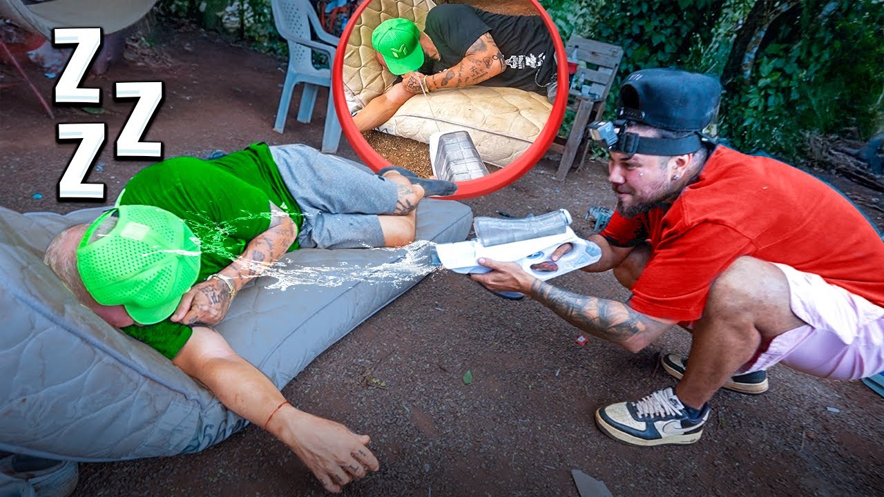 ATIRANDO NOS MEUS AMIGOS DORMINDO 😴 !! * kkkkkkkkkkkkkkkkkk *