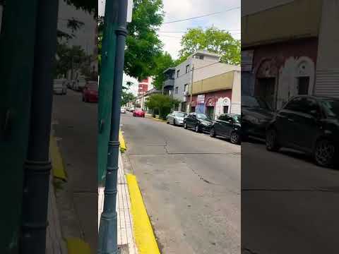 Es una tarde algo nublada en la calle 25 de mayo en #temperley #shorts #buenosaires #walking #tour