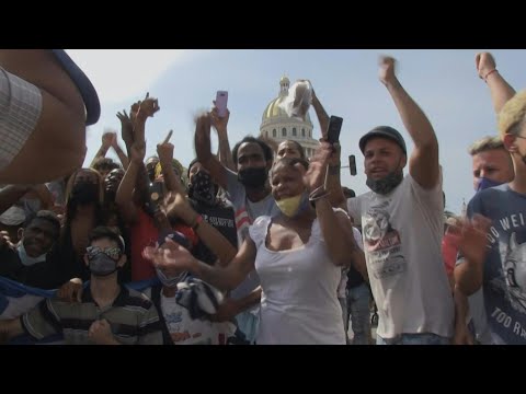 Video Thumbnail: Sons' jailing turns Cuban mothers into activists | AFP