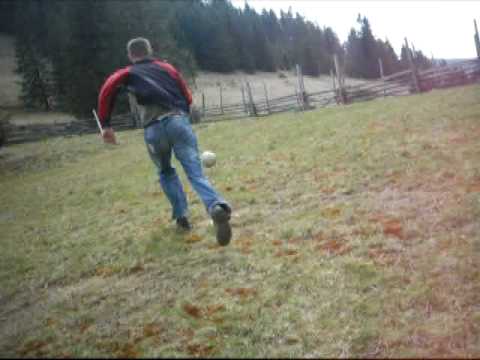 meci de fodbal in muncei