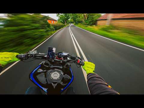 COUNTRY SIDES. | YAMAHA MT-09 SP + AKRAPOVIC